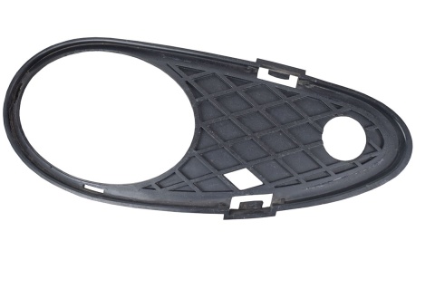 KRATKA ZDERZAKA LEWA PRZÓD MERCEDES C W203