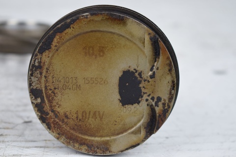 TŁOK KORBOWÓD VW SKODA 1.0 MPI CHY