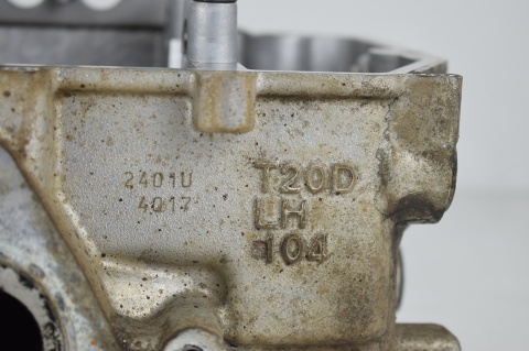 GŁOWICA SILNIKA LEWA SUBARU LEGACY 2.0D