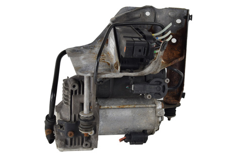 KOMPRESOR ZAWIESZENIA MERCEDES W222 A0993200104 A2223200604 KOMPRESOR ZAWIESZENIA MERCEDES W222 A0993200104 A2223200604