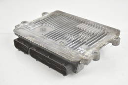 KOMPUTER STEROWNIK SILNIKA MAZDA 3 SH1S 18 881N