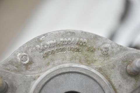 ZWROTNICA PRAWA PRZÓD MERCEDES C W205 A0004213520