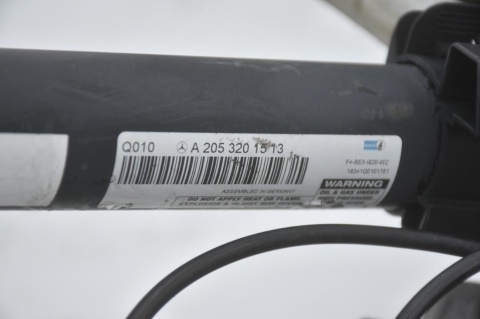 ZWROTNICA PRAWA PRZÓD MERCEDES C W205 A0004213520